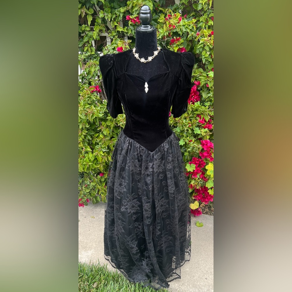 Vintage 1980’s Scott McClintock formal dress